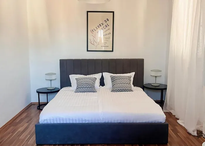 2 Minute Walk To Stradun Bed and breakfast Dubrovnik