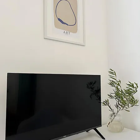 2 Minute Walk To Stradun 3*